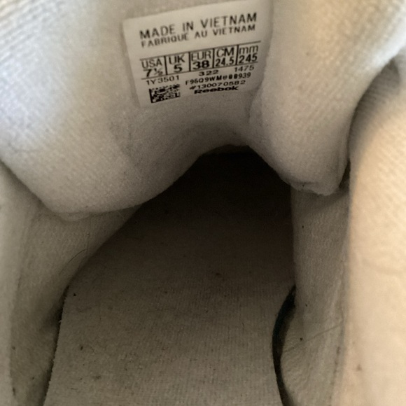 🔸 Classic Reeboks - Picture 6 of 6